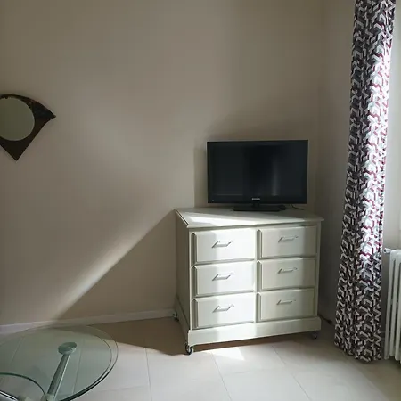 Lortin Apartment Pouillon